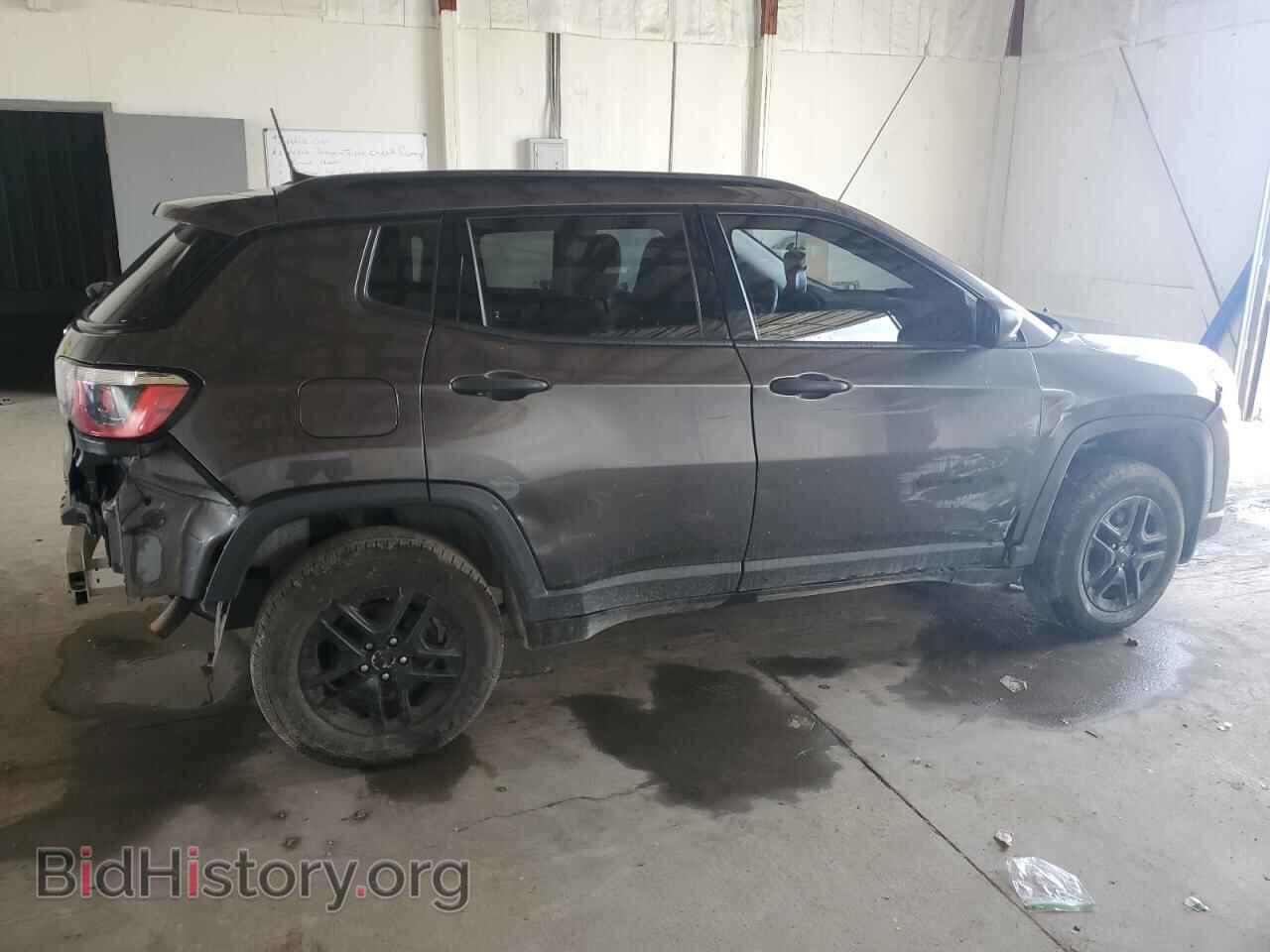 2018 JEEP COMPASS - VIN: 3C4NJDAB6JT107925 - Фото 3