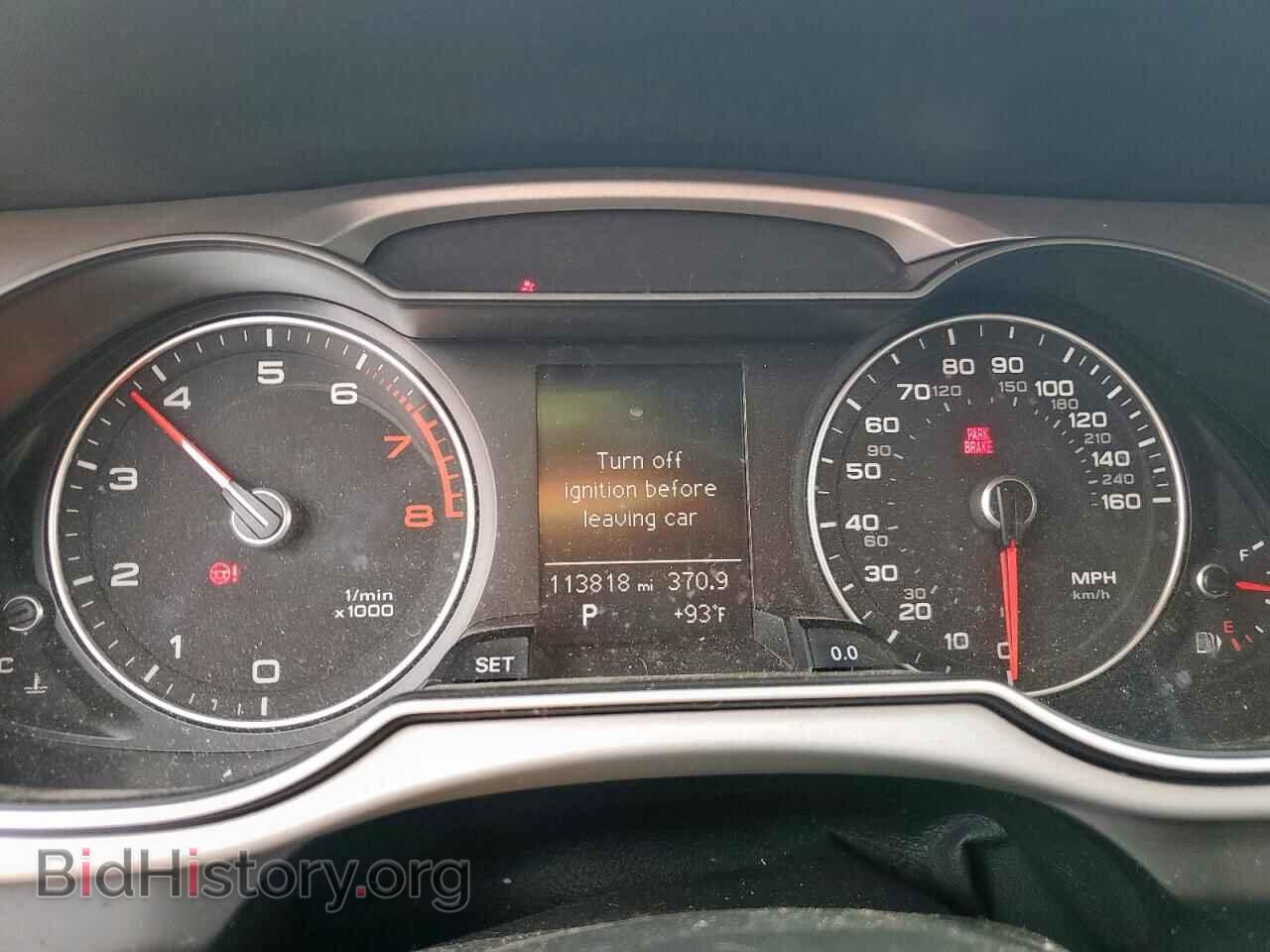 2016 AUDI A4 - VIN: WAUBFAFL5GN018020 - Фото 9