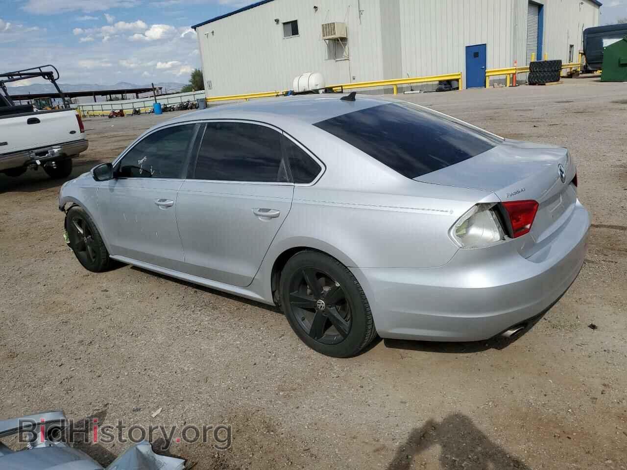 2013 VOLKSWAGEN PASSAT - VIN: 1VWBP7A36DC129996 - Фото 2