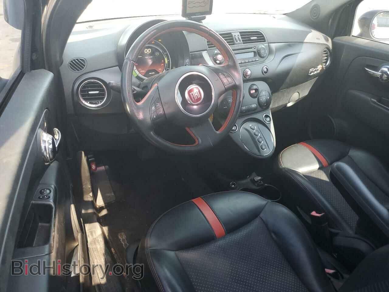 2015 FIAT 500 - VIN: 3C3CFFGE5FT647588 - Фото 8