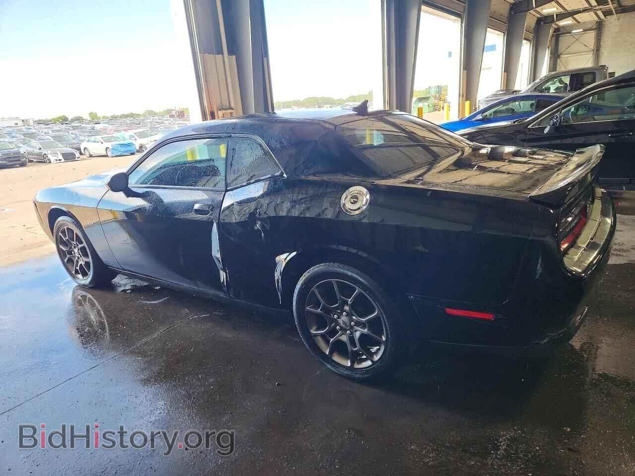 2018 DODGE CHALLENGER - VIN: 2C3CDZGG5JH220180 - Photo 2