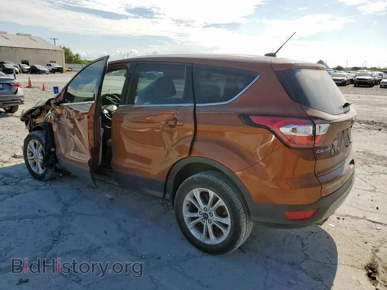 2017 FORD ESCAPE - VIN: 1FMCU0GD7HUC34176 - Фото 2