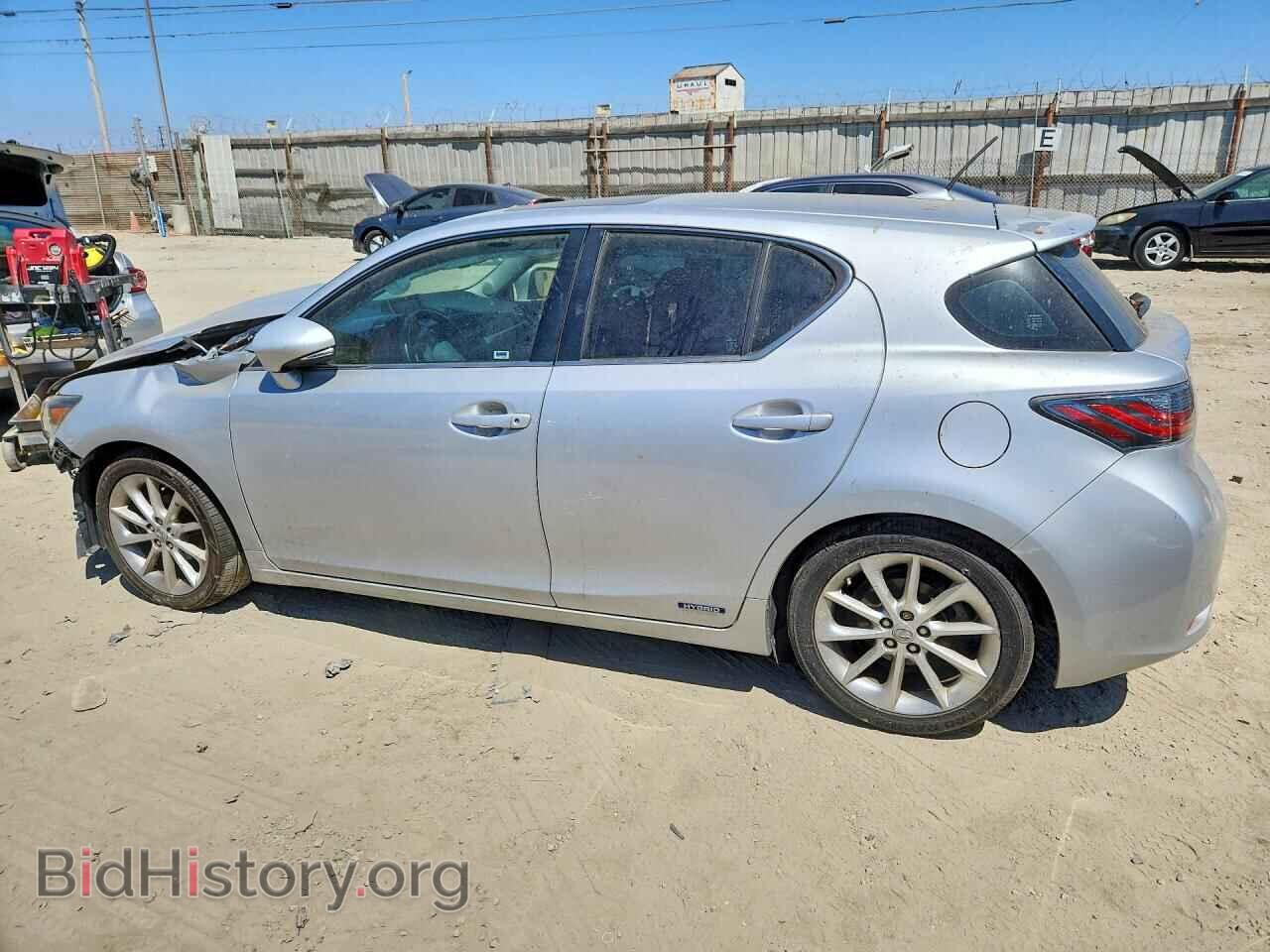 2012 LEXUS CT 200 - VIN: JTHKD5BH7C2106322 - Photo 2