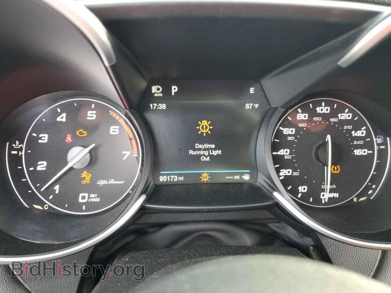 2018 ALFA ROMEO GIULIA - VIN: ZARFAEBN6J7566885 - Фото 9