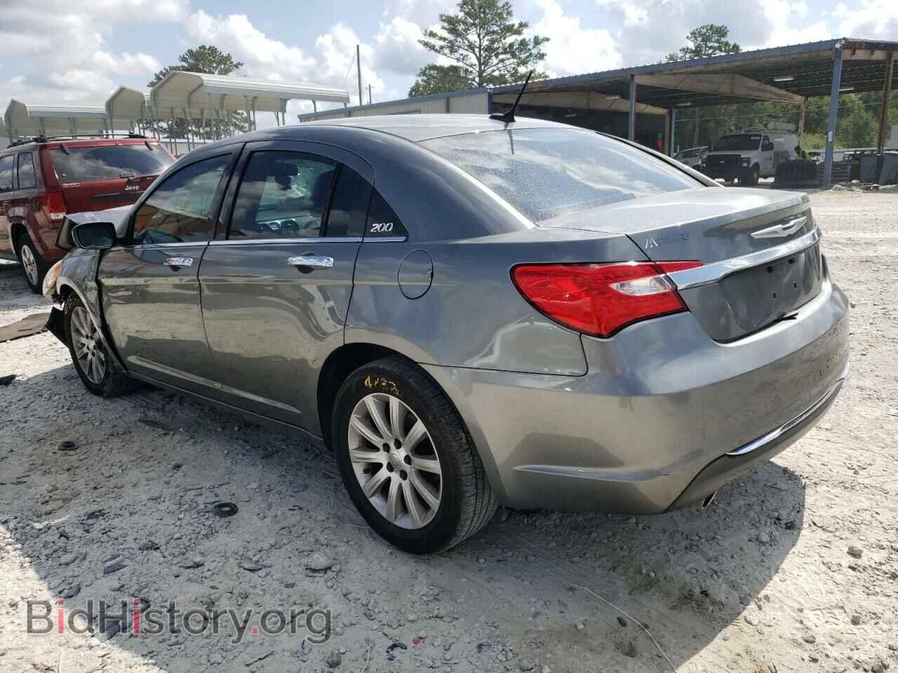 2013 CHRYSLER 200 - VIN: 1C3CCBCG2DN674639 - Фото 2