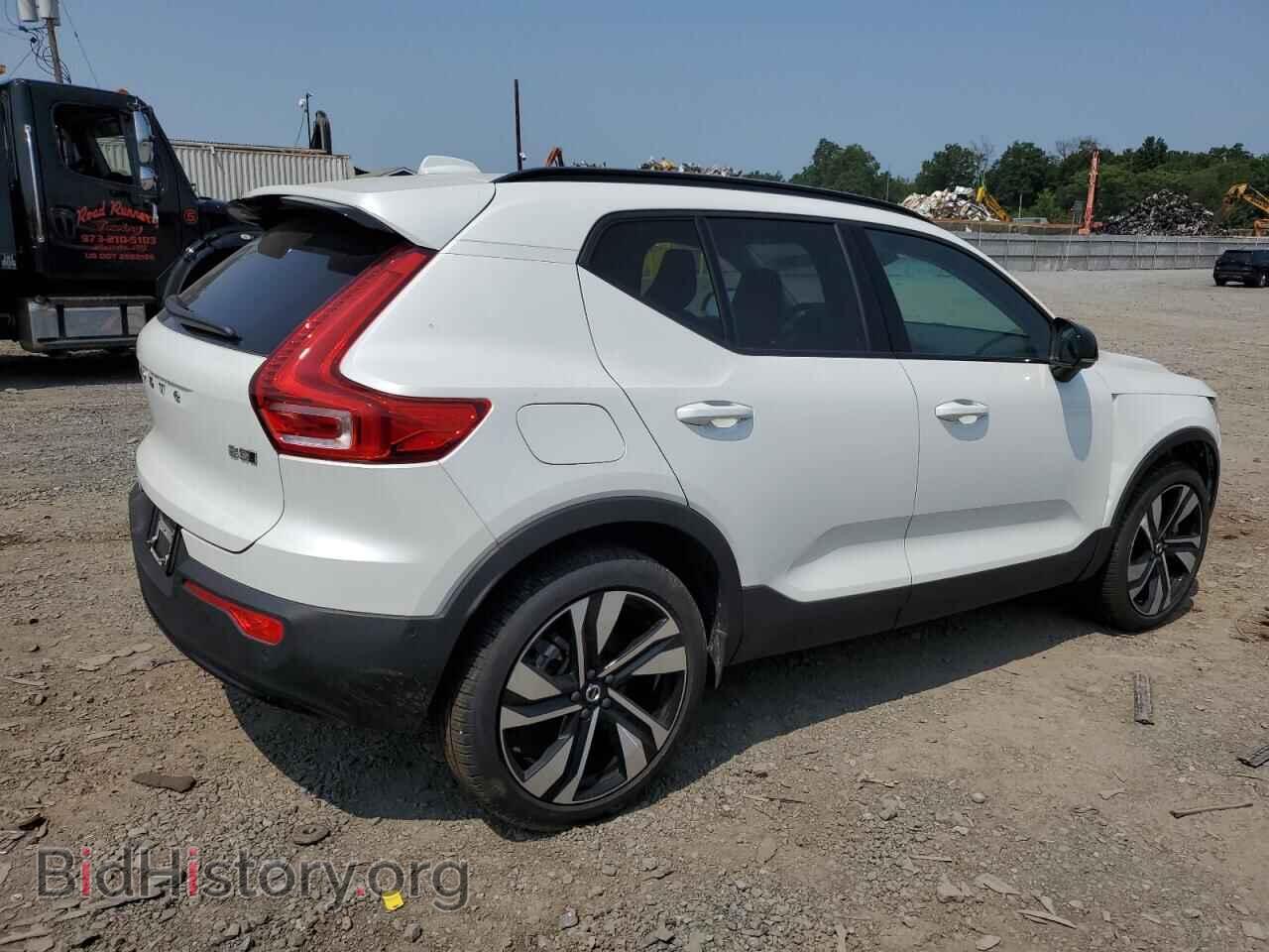 2024 VOLVO XC40 PLUS - VIN: YV4L12UL4R2358985 - Фото 3