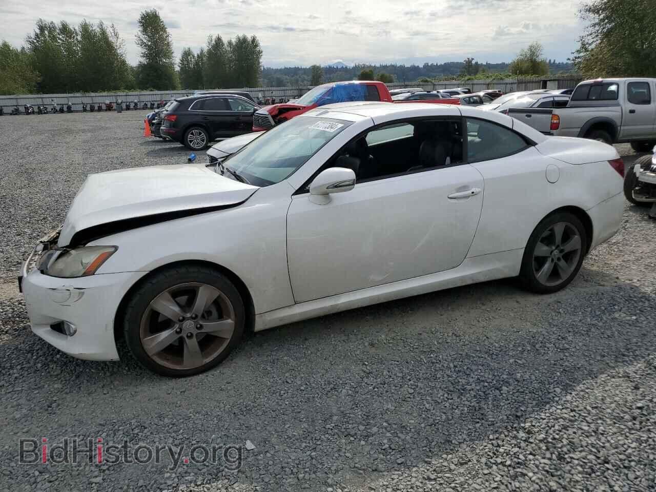 Photo JTHFF2C27A2501683 - LEXUS IS 2010