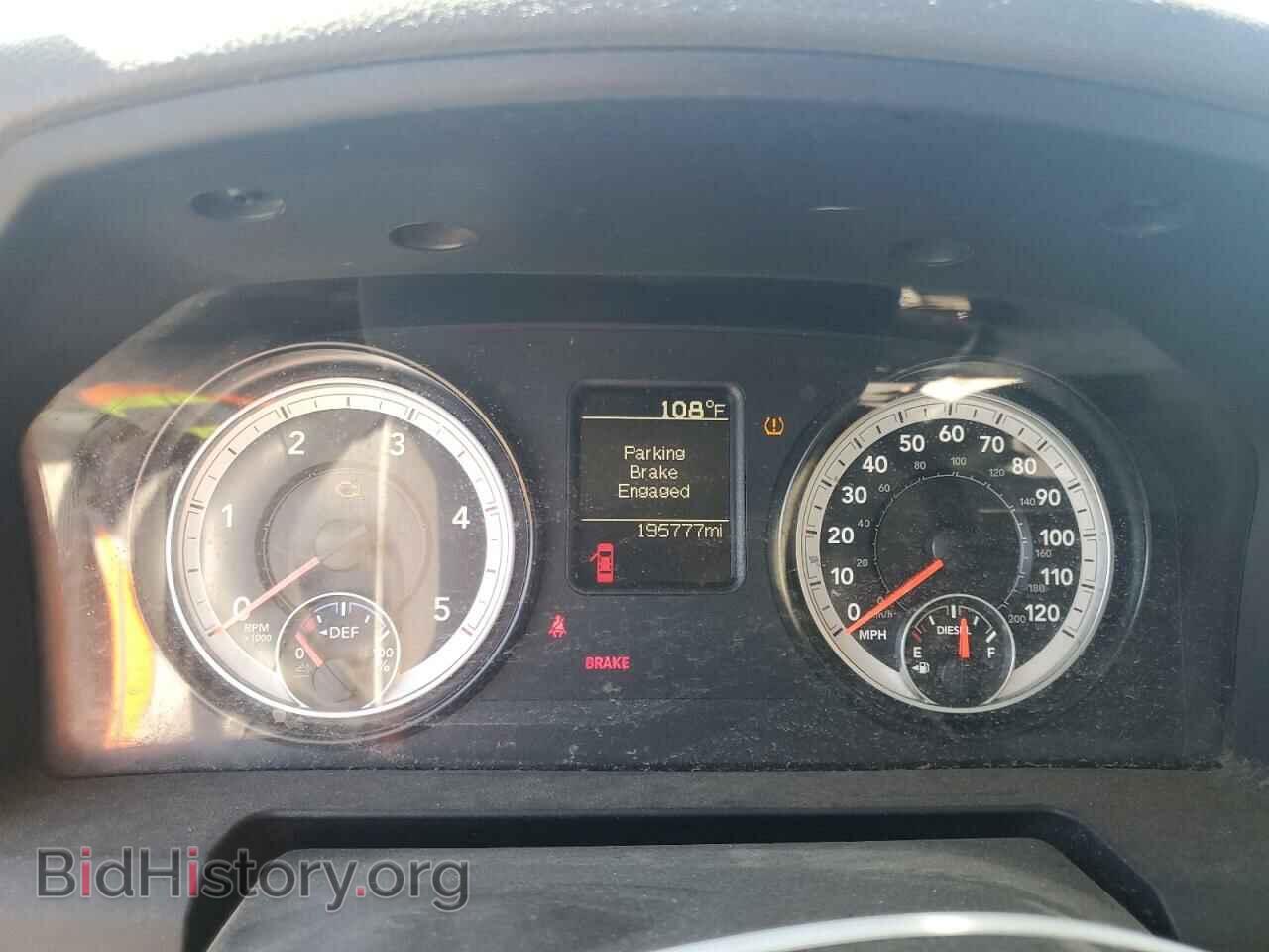 2015 RAM All Models - VIN: 3C6UR5CL2FG659557 - Фото 9
