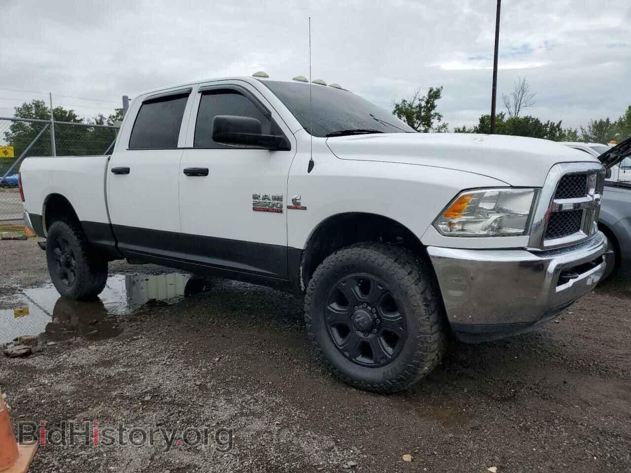2017 RAM All Models - VIN: 3C6UR5CL9HG554372 - Photo 4