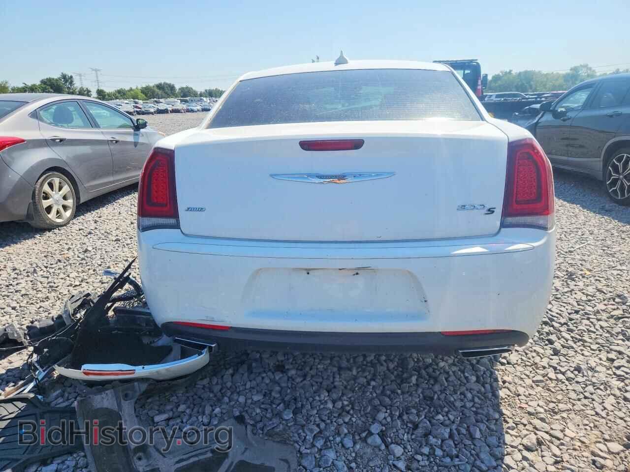 2018 CHRYSLER 300 - VIN: 2C3CCAGG0JH269159 - Photo 6