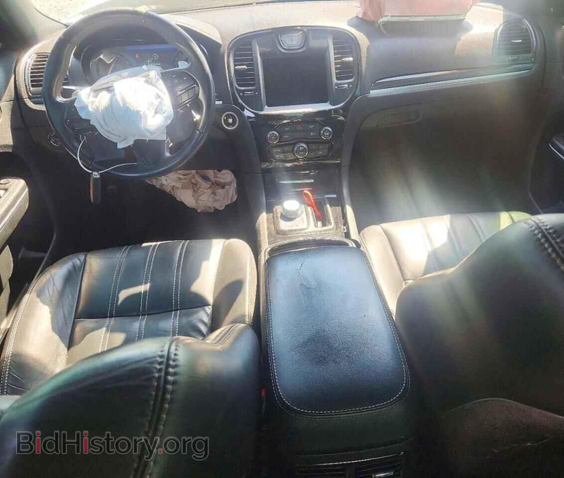 2018 CHRYSLER 300 - VIN: 2C3CCAGG0JH269159 - Photo 8