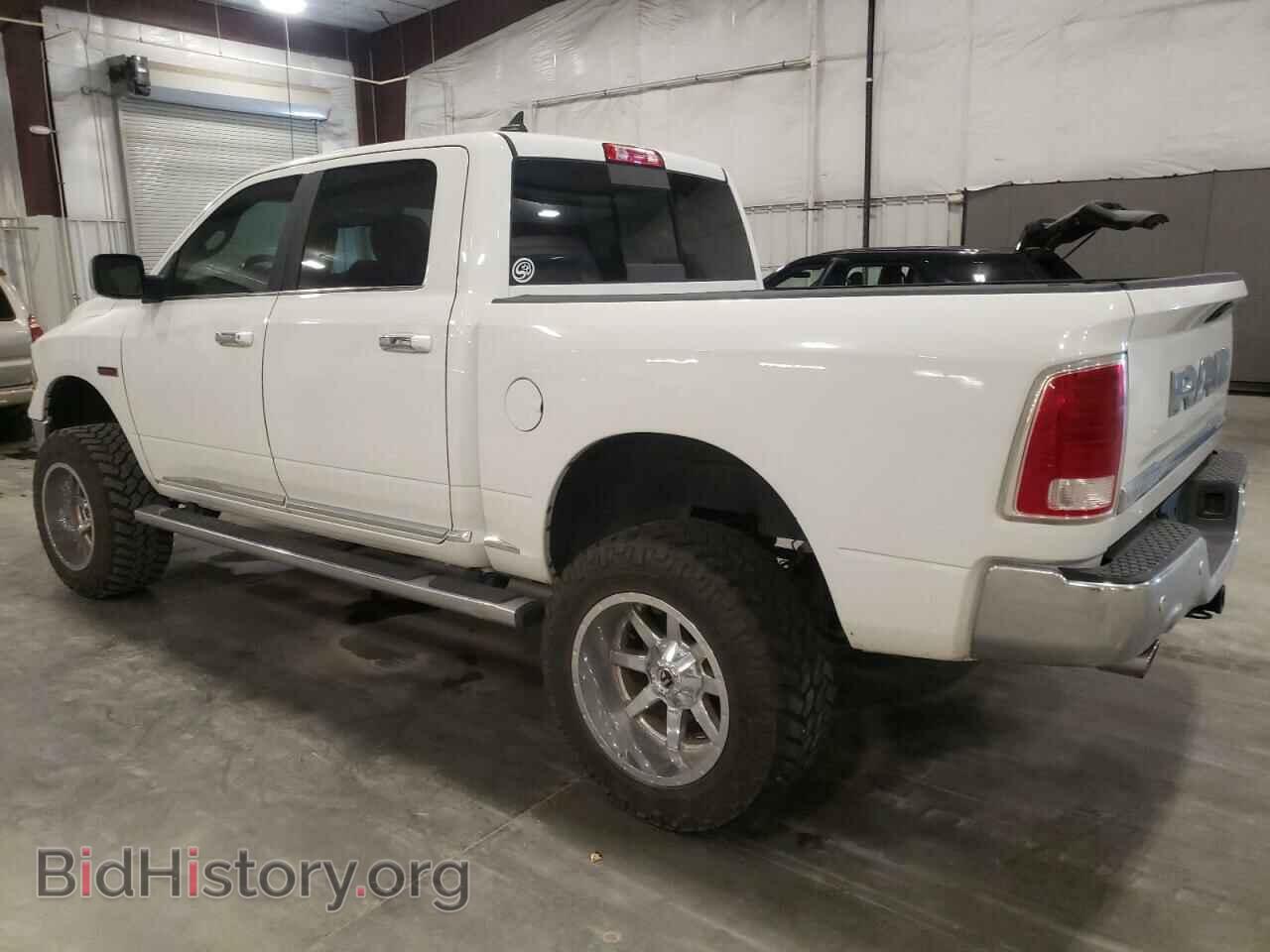 2018 RAM 1500 - VIN: 1C6RR7PM2JS240355 - Фото 2