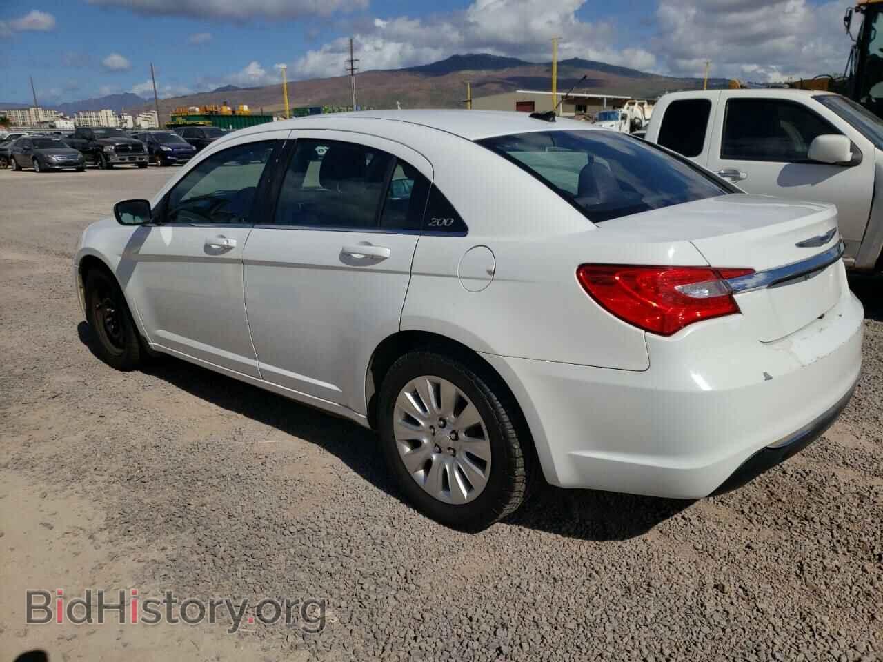 2013 CHRYSLER 200 - VIN: 1C3CCBAB6DN647287 - Фото 2