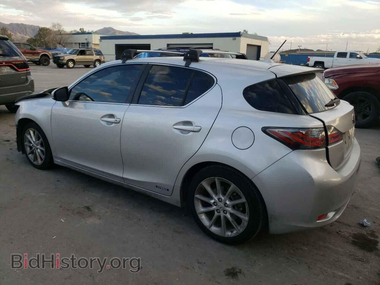 2012 LEXUS CT 200 - VIN: JTHKD5BH9C2060198 - Фото 2