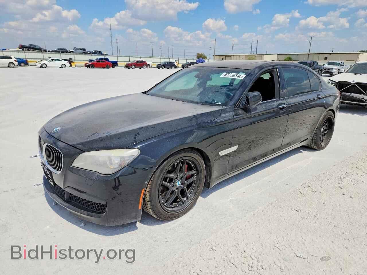 Photo WBAKB8C50CDX20739 - BMW 7 SERIES 2012
