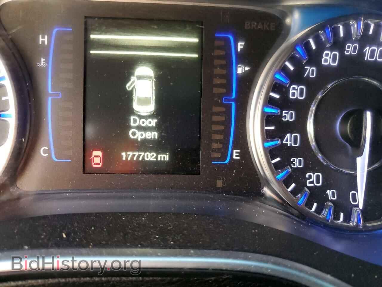 2015 CHRYSLER 200 - VIN: 1C3CCCAB2FN562732 - Photo 8