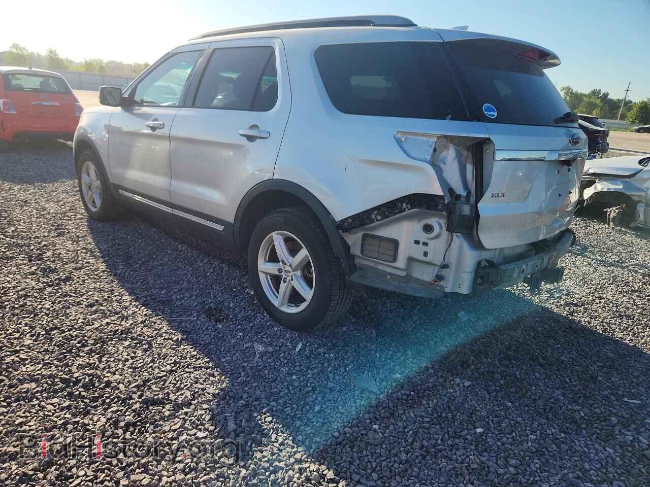2017 FORD EXPLORER - VIN: 1FM5K8D84HGC32081 - Photo 2