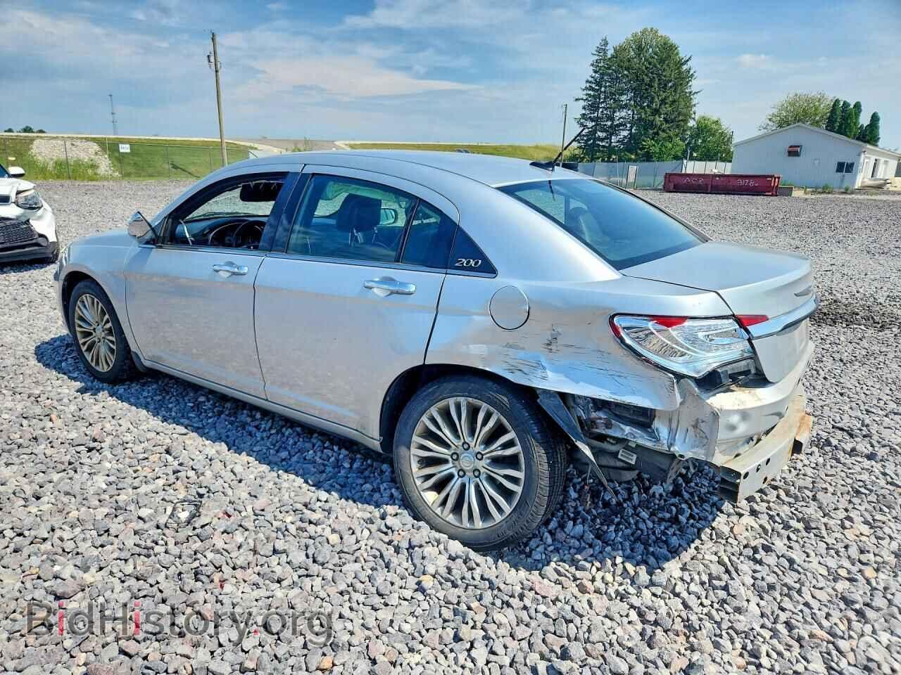 2012 CHRYSLER 200 - VIN: 1C3CCBCB0CN306723 - Photo 2
