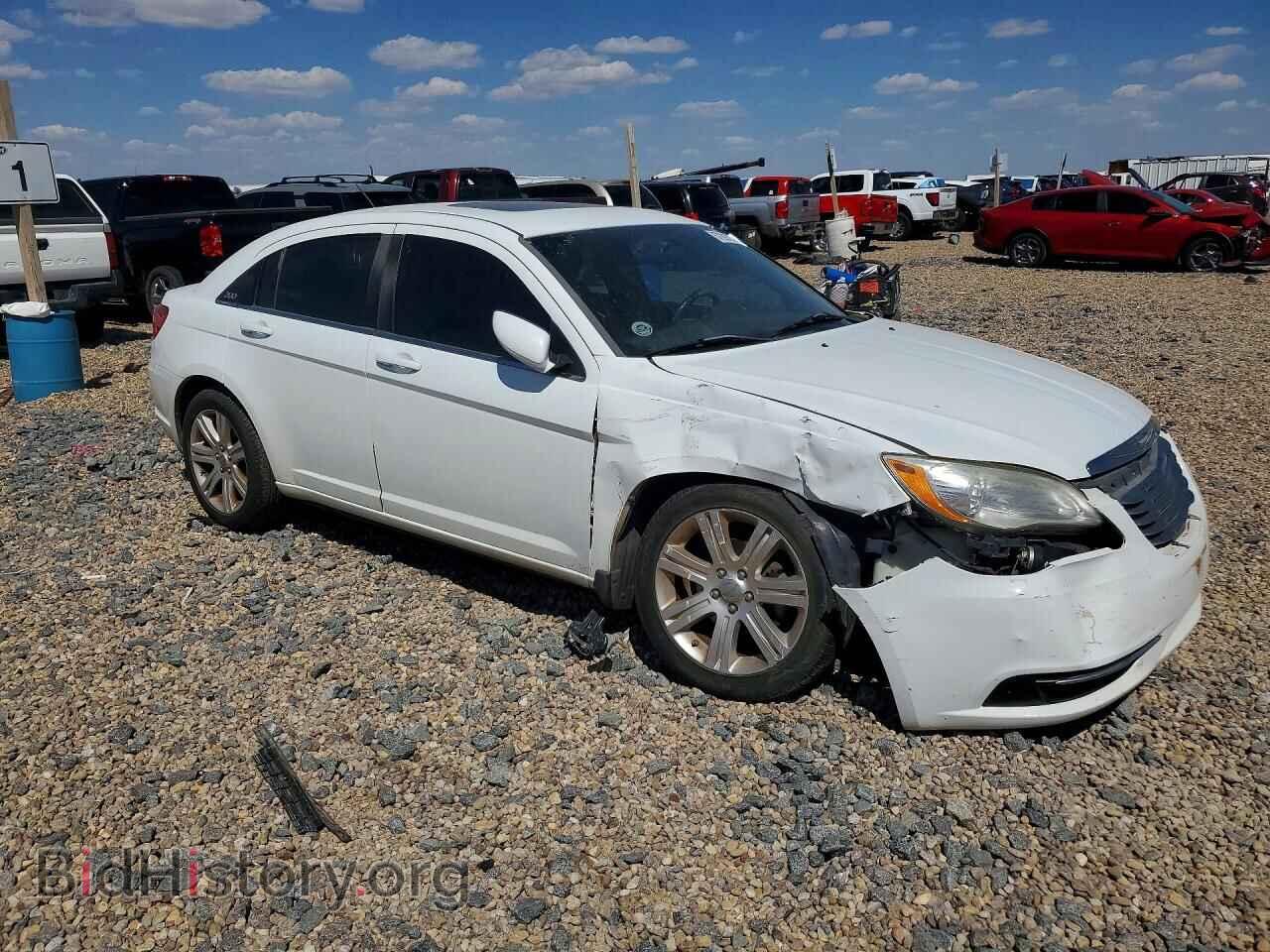 2011 CHRYSLER 200 - VIN: 1C3BC1FB7BN614830 - Photo 4