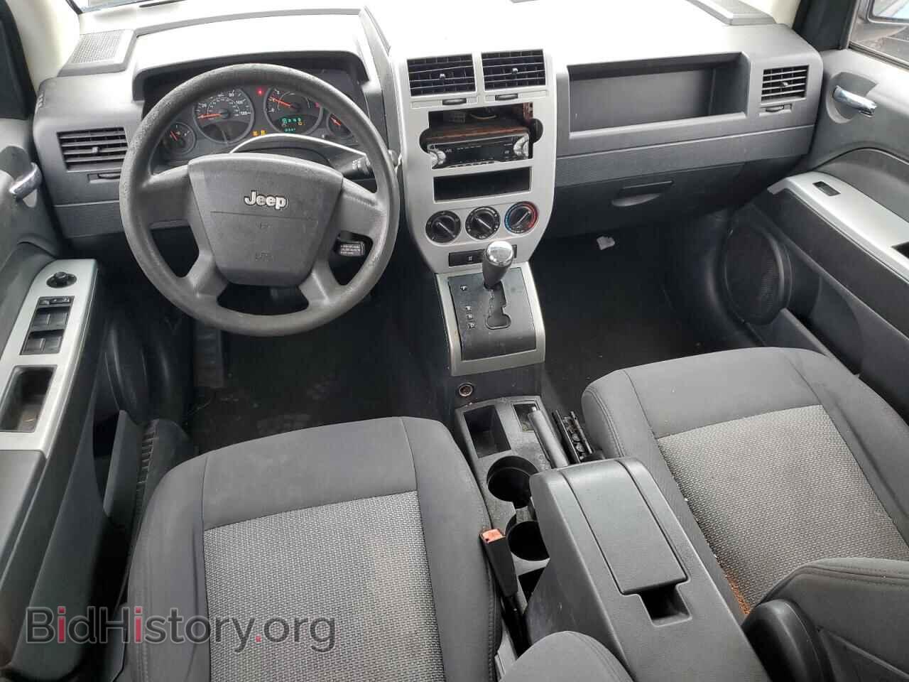 2008 JEEP COMPASS - VIN: 1J8FT470X8D729747 - Фото 8