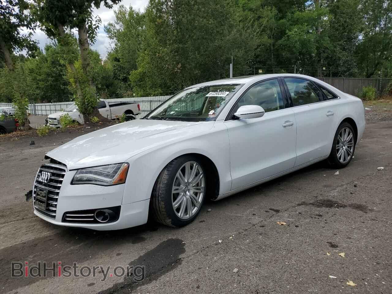 Photo WAUA2AFD1EN007772 - AUDI A8 2014
