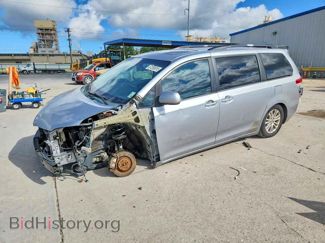 Фотография 5TDYK3DCXES457308 - TOYOTA SIENNA 2014