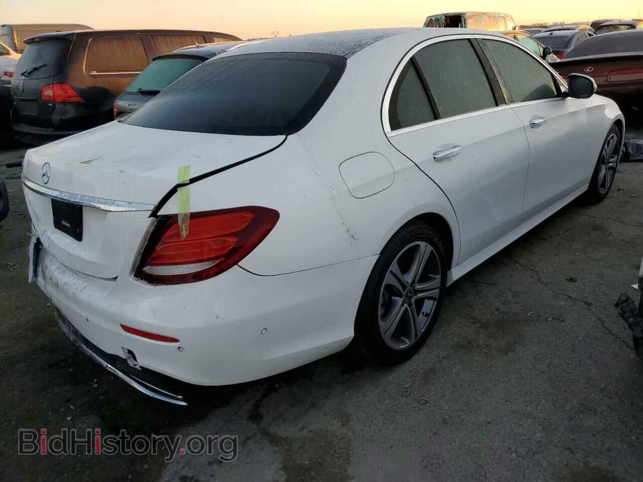 2018 MERCEDES-BENZ E-CLASS - VIN: WDDZF4JB6JA446653 - Фото 3