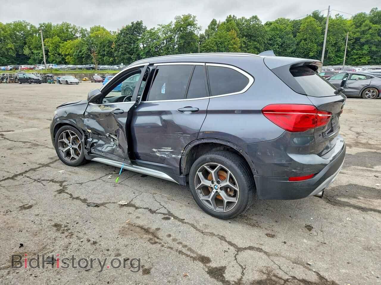 2016 BMW X1 - VIN: WBXHT3Z35G4A51169 - Фото 2