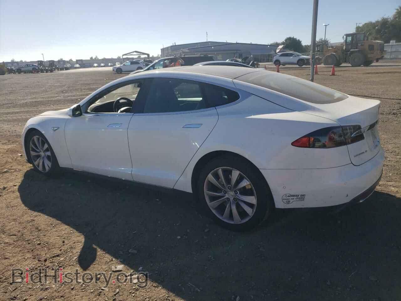 2015 TESLA MODEL S - VIN: 5YJSA1S21FF095818 - Photo 2
