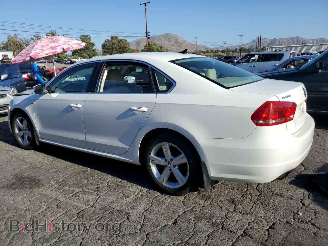 2015 VOLKSWAGEN PASSAT - VIN: 1VWAT7A33FC113619 - Фото 2