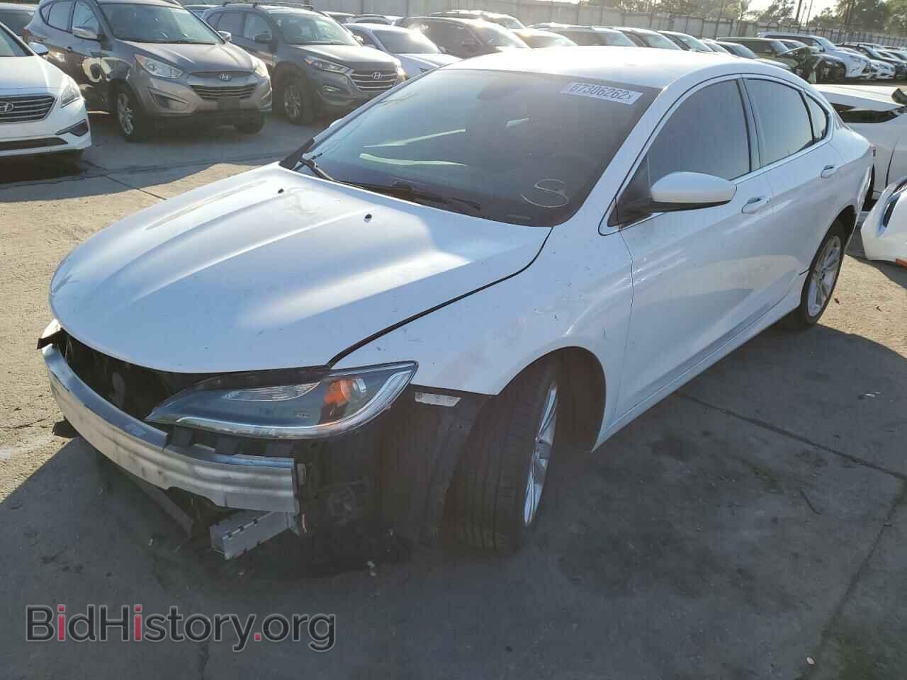 2015 CHRYSLER 200 - VIN: 1C3CCCAB3FN635848 - Photo 2