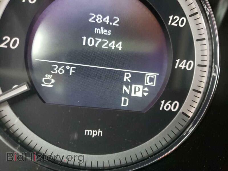 2010 Mercedes-Benz E-CLASS (VIN WDDHF8HB8AA201541) — photo 8 of 10