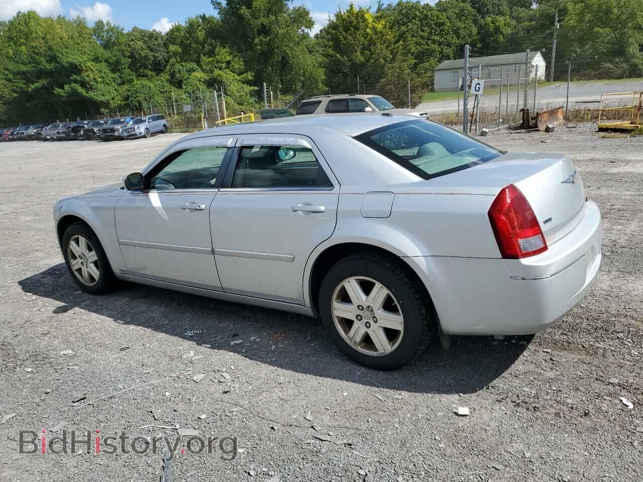 2006 CHRYSLER 300 - VIN: 2C3KK53G06H465749 - Фото 2