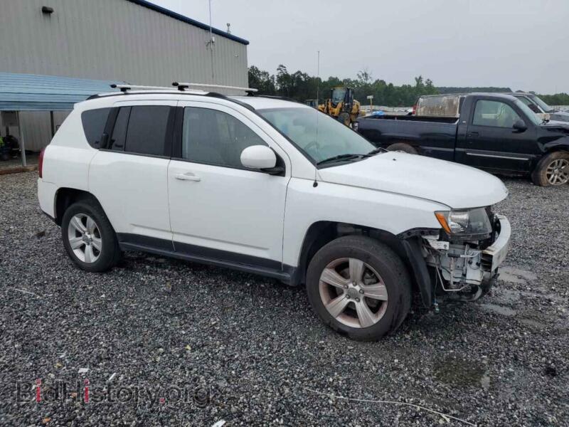 2014 Jeep COMPASS (VIN 1C4NJDEB9ED816337) — photo 4 of 14
