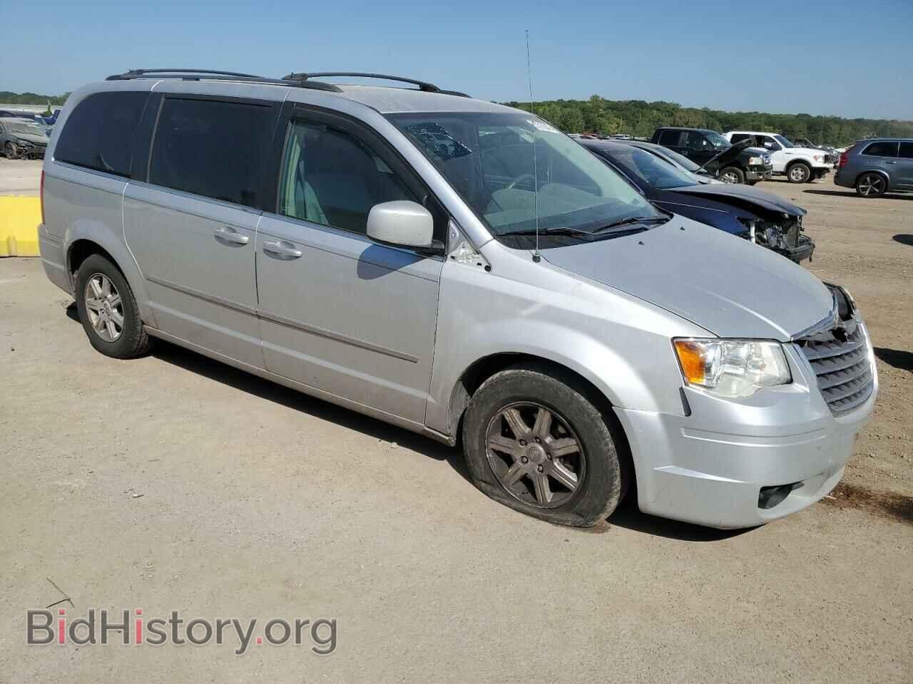 2009 CHRYSLER MINIVAN - VIN: 2A8HR54179R606657 - Фото 4