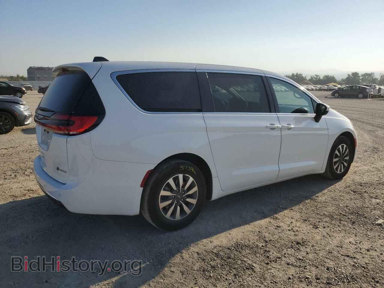 2023 CHRYSLER PACIFICA - VIN: 2C4RC1L75PR622221 - Фото 3