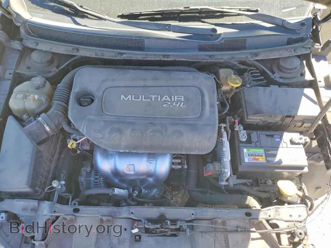 2016 CHRYSLER 200 - VIN: 1C3CCCABXGN112800 - Фото 11