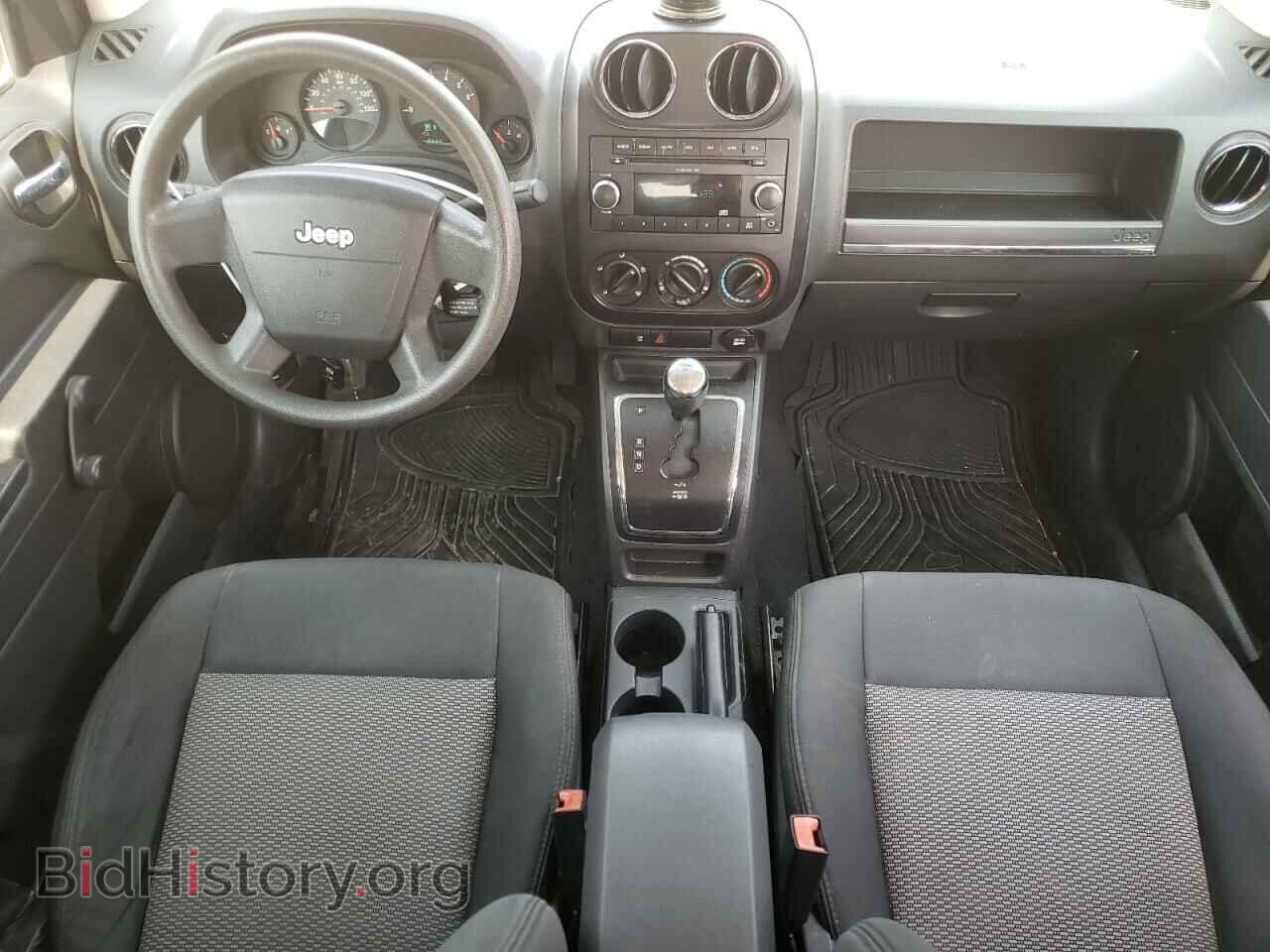 2009 JEEP COMPASS - VIN: 1J4FF47B99D137381 - Фото 8