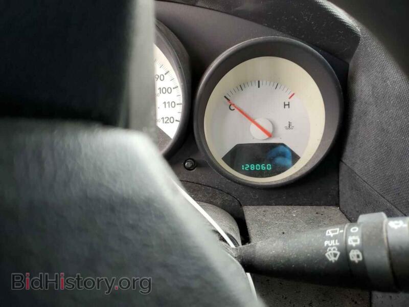 2008 Dodge CALIBER (VIN 1B3HB28C48D788603) — фото 9 из 12