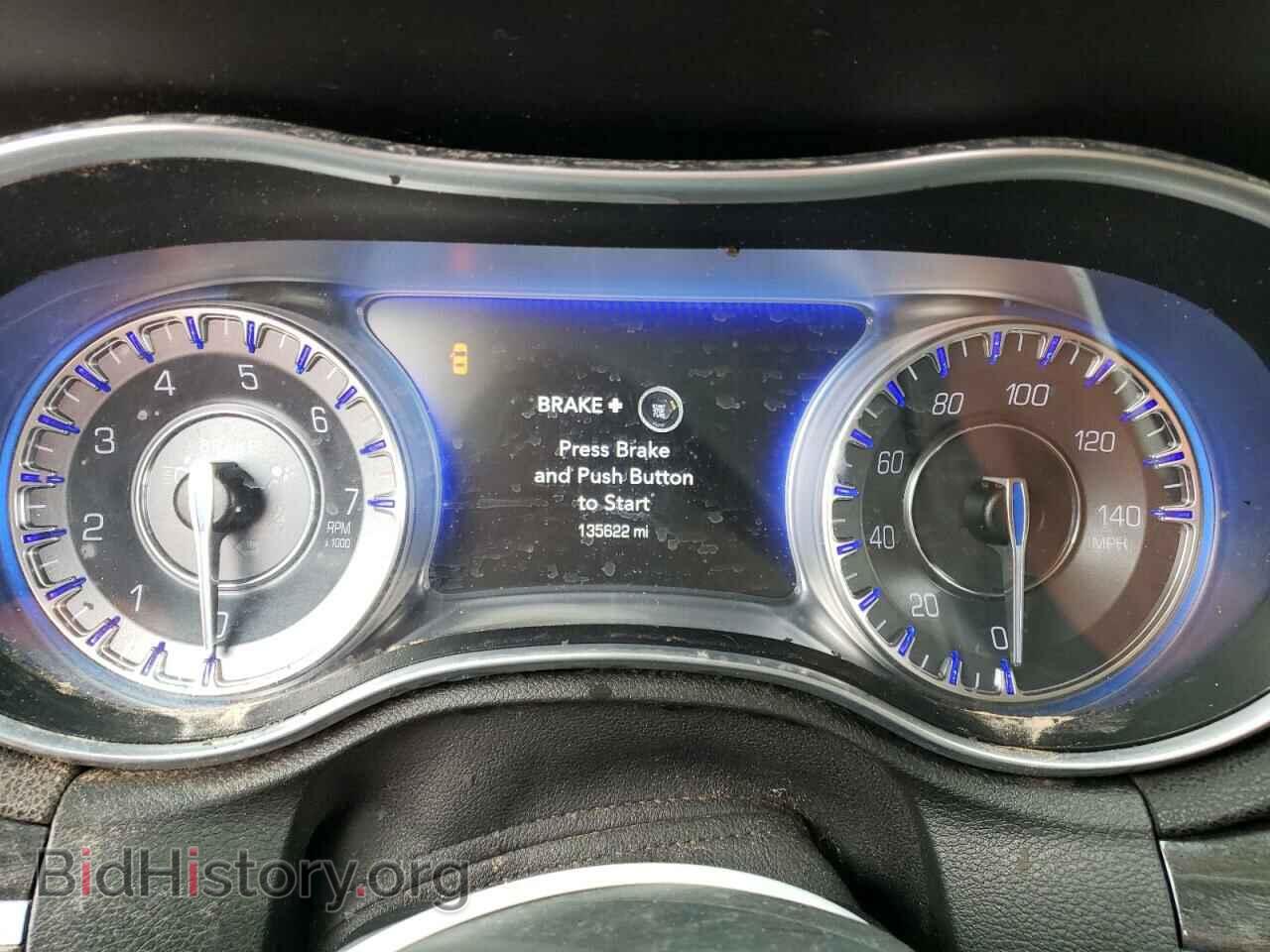 2017 CHRYSLER 300 - VIN: 2C3CCAAG3HH540122 - Фото 9