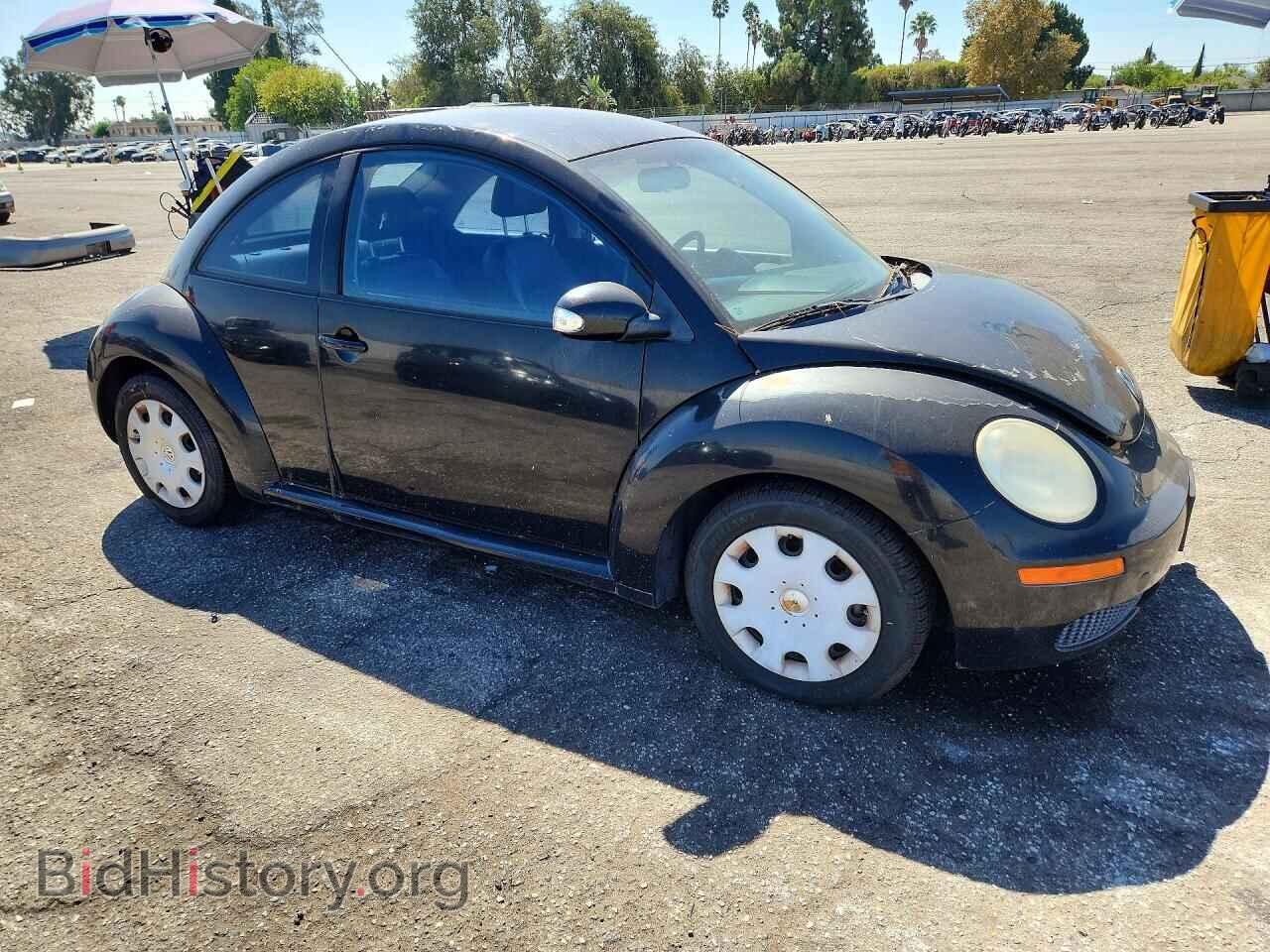 2010 VOLKSWAGEN BEETLE - VIN: 3VWPG3AG6AM009059 - Photo 4