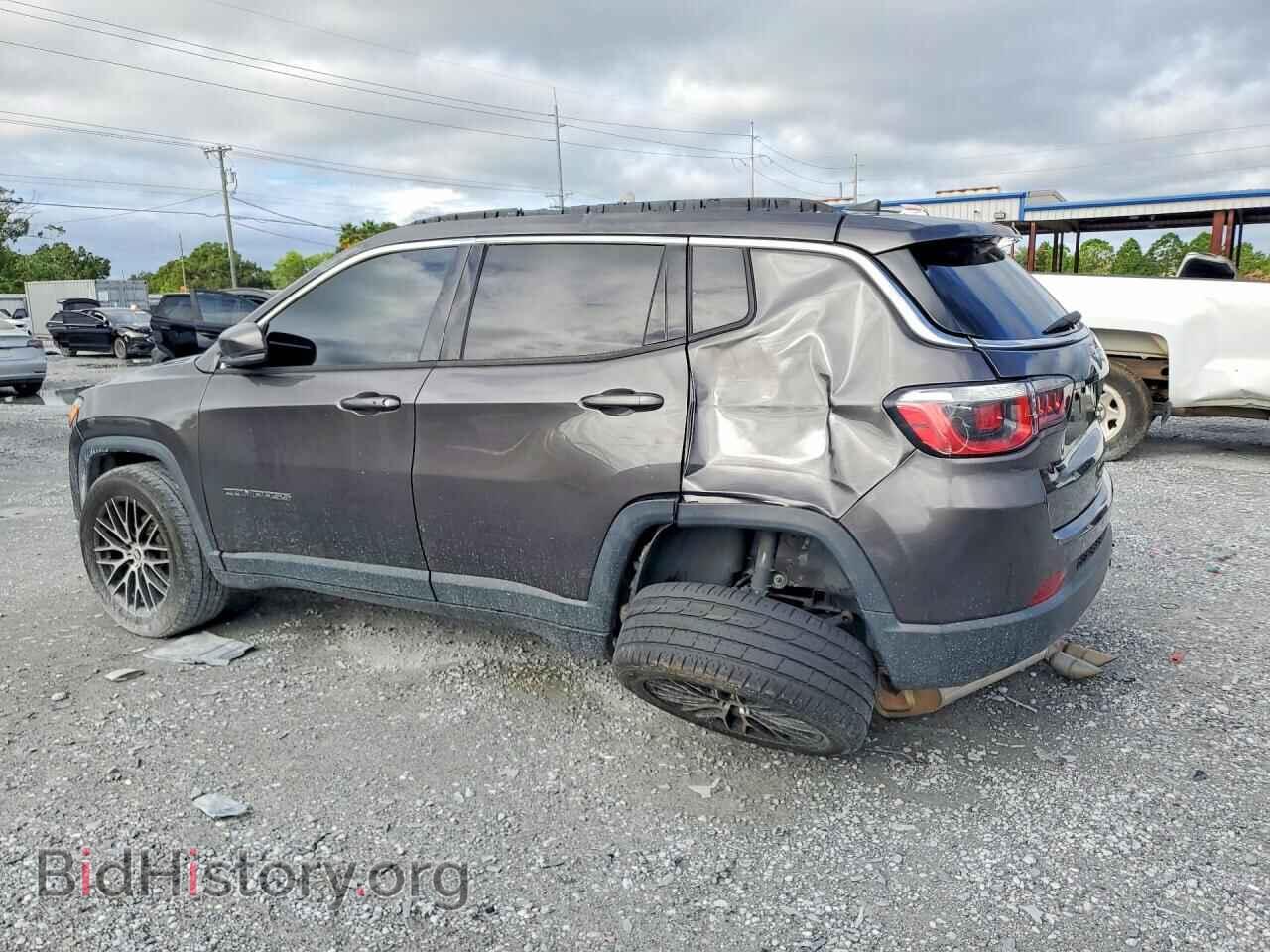 2019 JEEP COMPASS - VIN: 3C4NJCCB1KT802239 - Photo 2