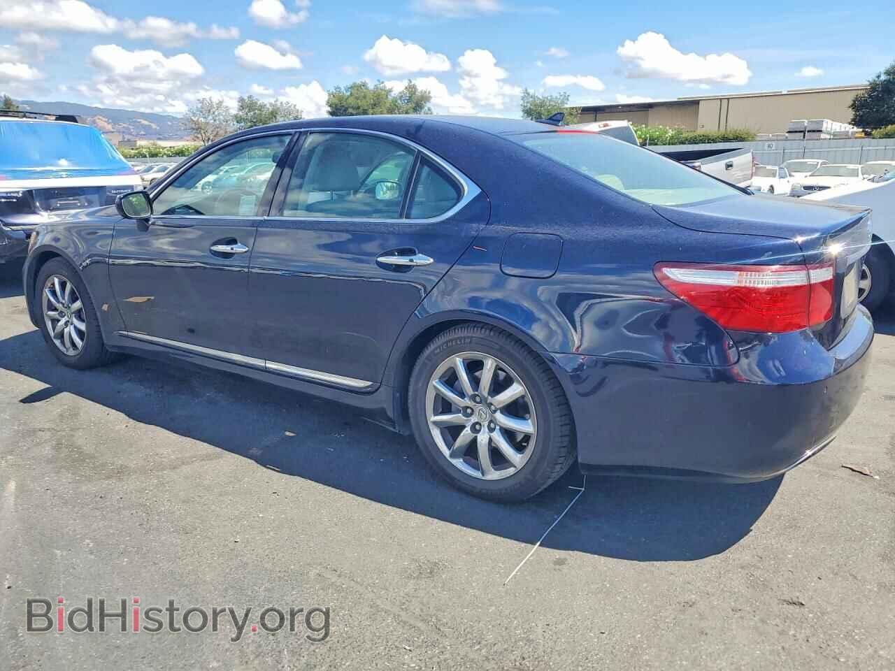 2008 LEXUS LS460 - VIN: JTHBL46F385072276 - Photo 2