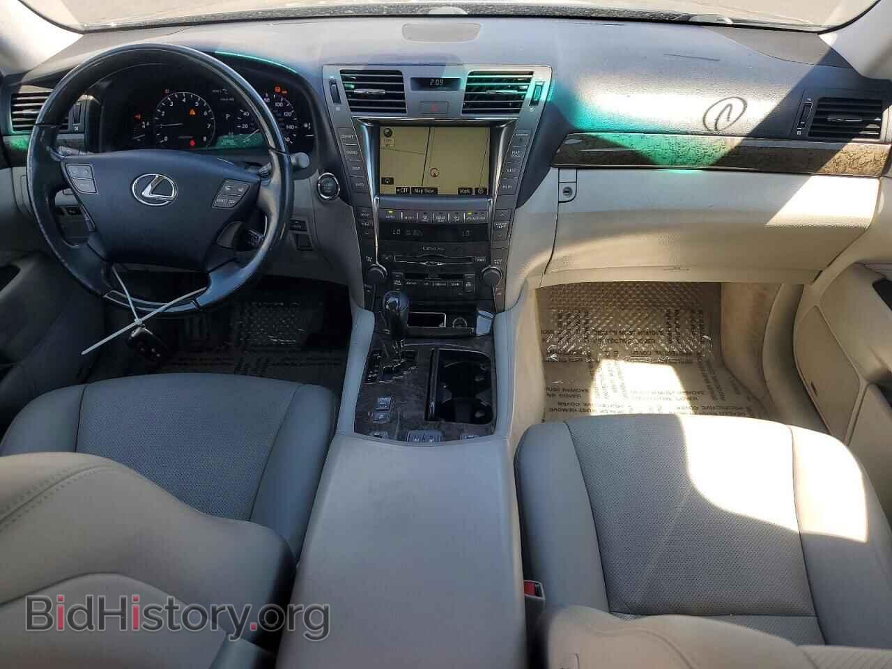 2008 LEXUS LS460 - VIN: JTHBL46F385072276 - Photo 8