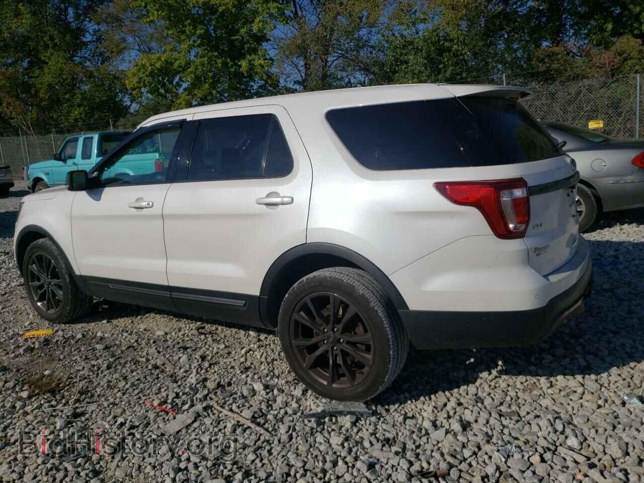 2017 FORD EXPLORER - VIN: 1FM5K8D87HGD52070 - Photo 2