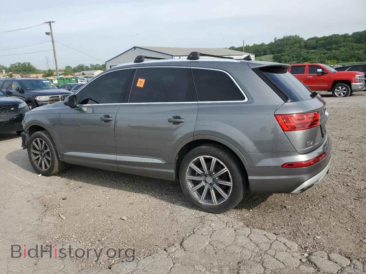 2017 AUDI Q7 - VIN: WA1VAAF77HD035209 - Фото 2