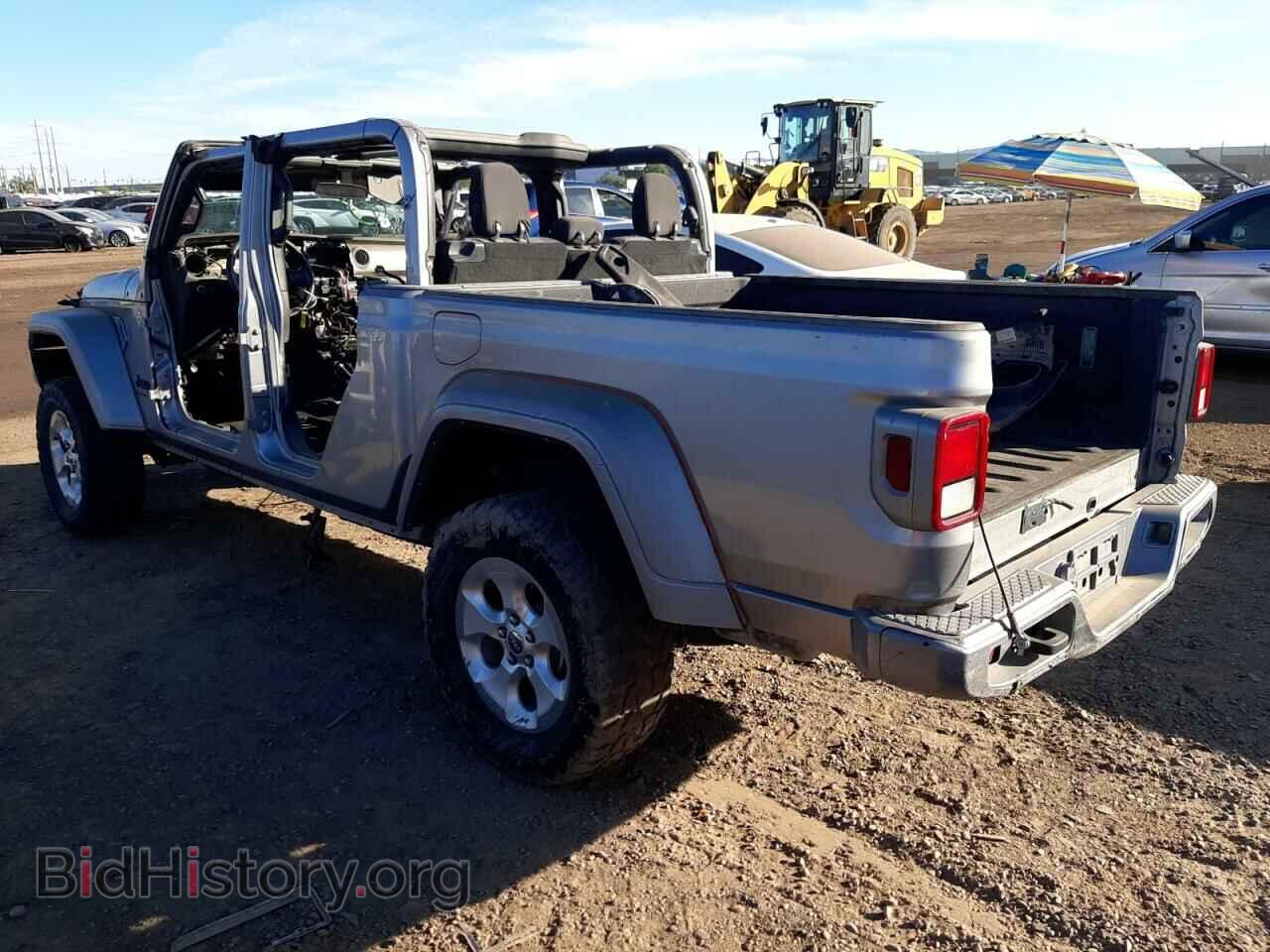 2020 JEEP GLADIATOR - VIN: 1C6HJTAG8LL159663 - Фото 2