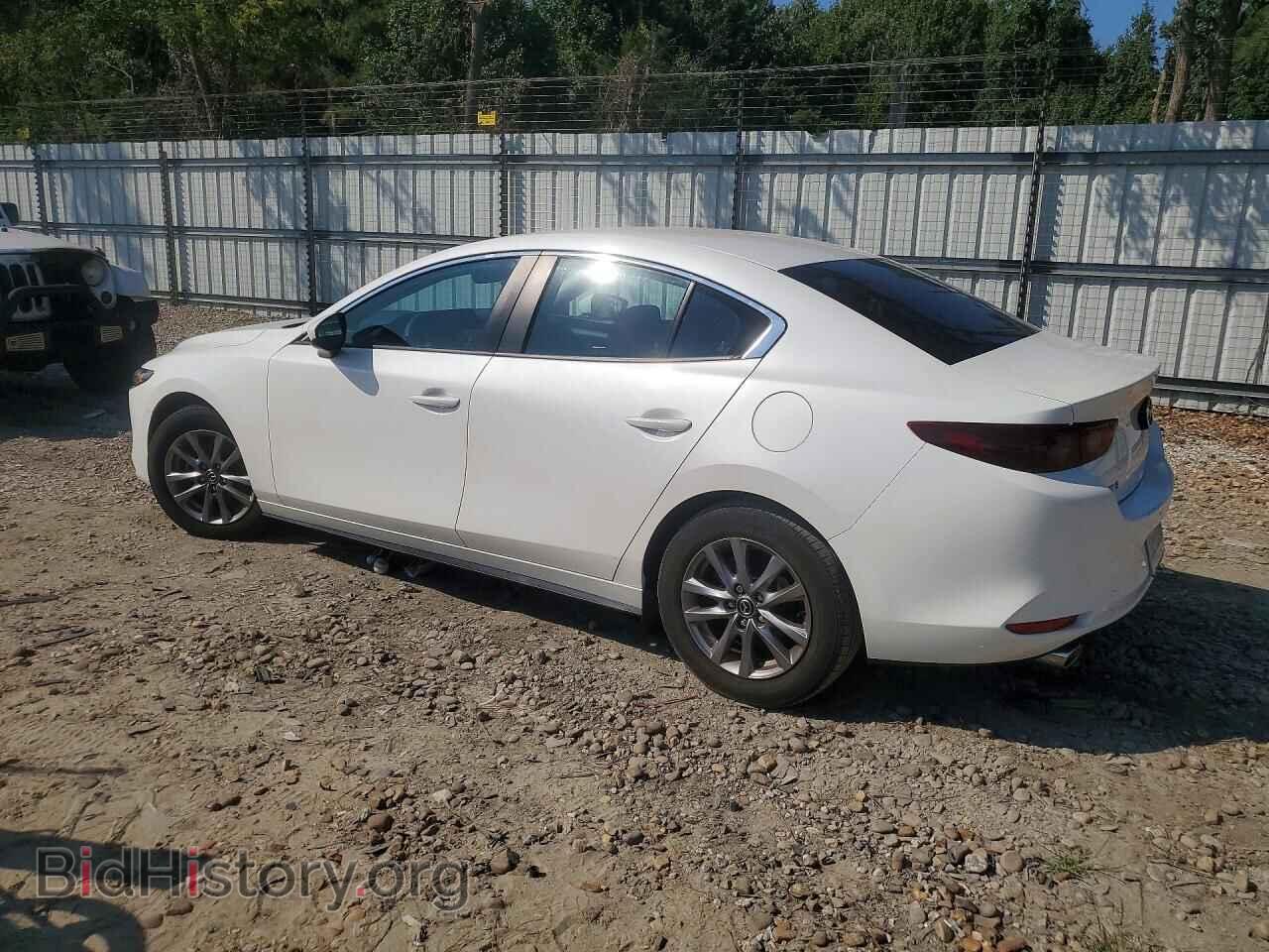 2021 MAZDA 3 - VIN: JM1BPAAL5M1334995 - Photo 2