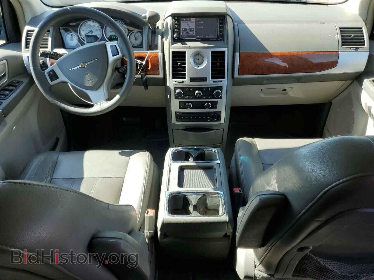 2009 CHRYSLER MINIVAN - VIN: 2A8HR54199R525806 - Фото 8