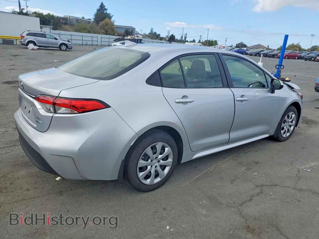 2026 TOYOTA COROLLA - VIN: JTDBCMFEXT3150940 - Фото 3